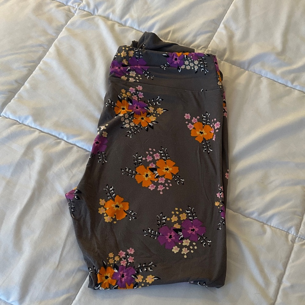 LuLaRoe Floral Leggings - Gray, Purple, Orange